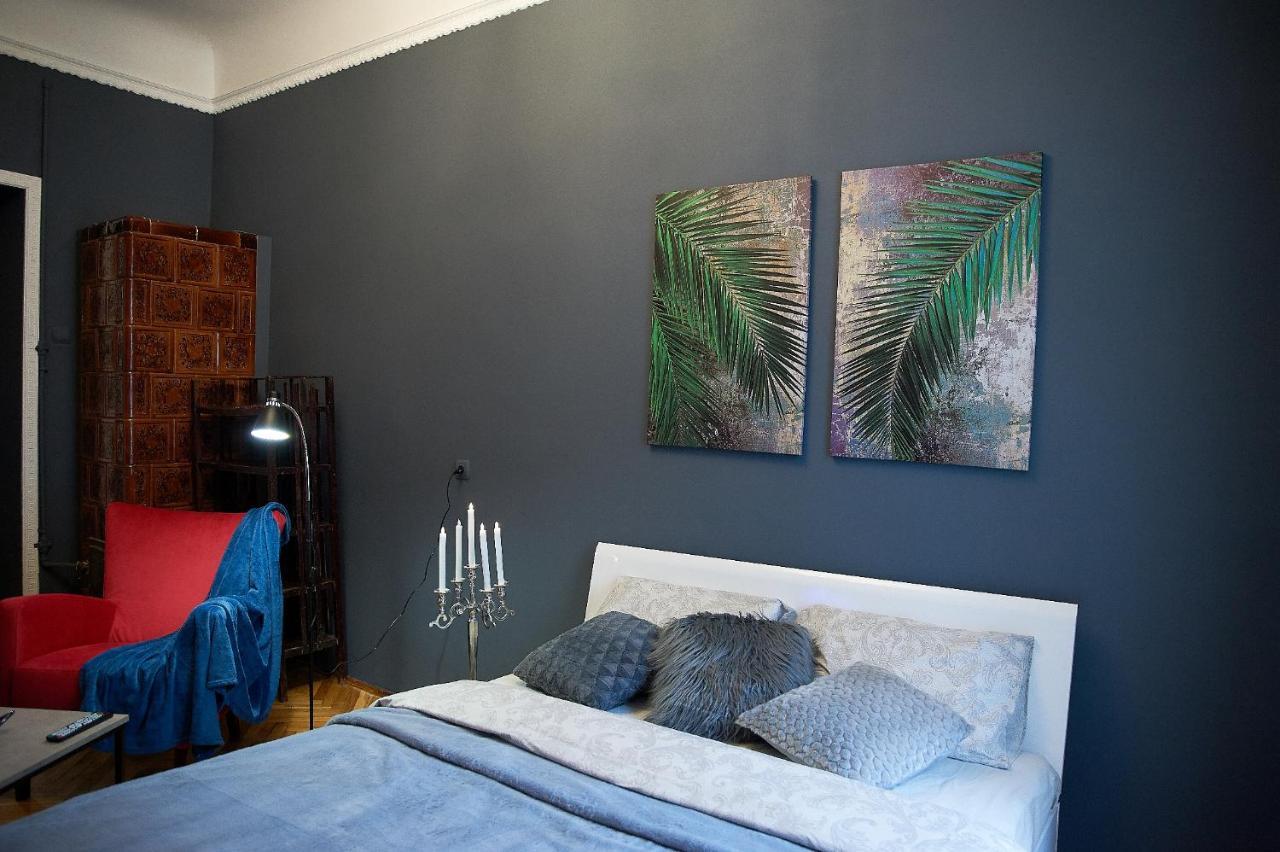 Stylish Apartments In The Center Lviv Extérieur photo