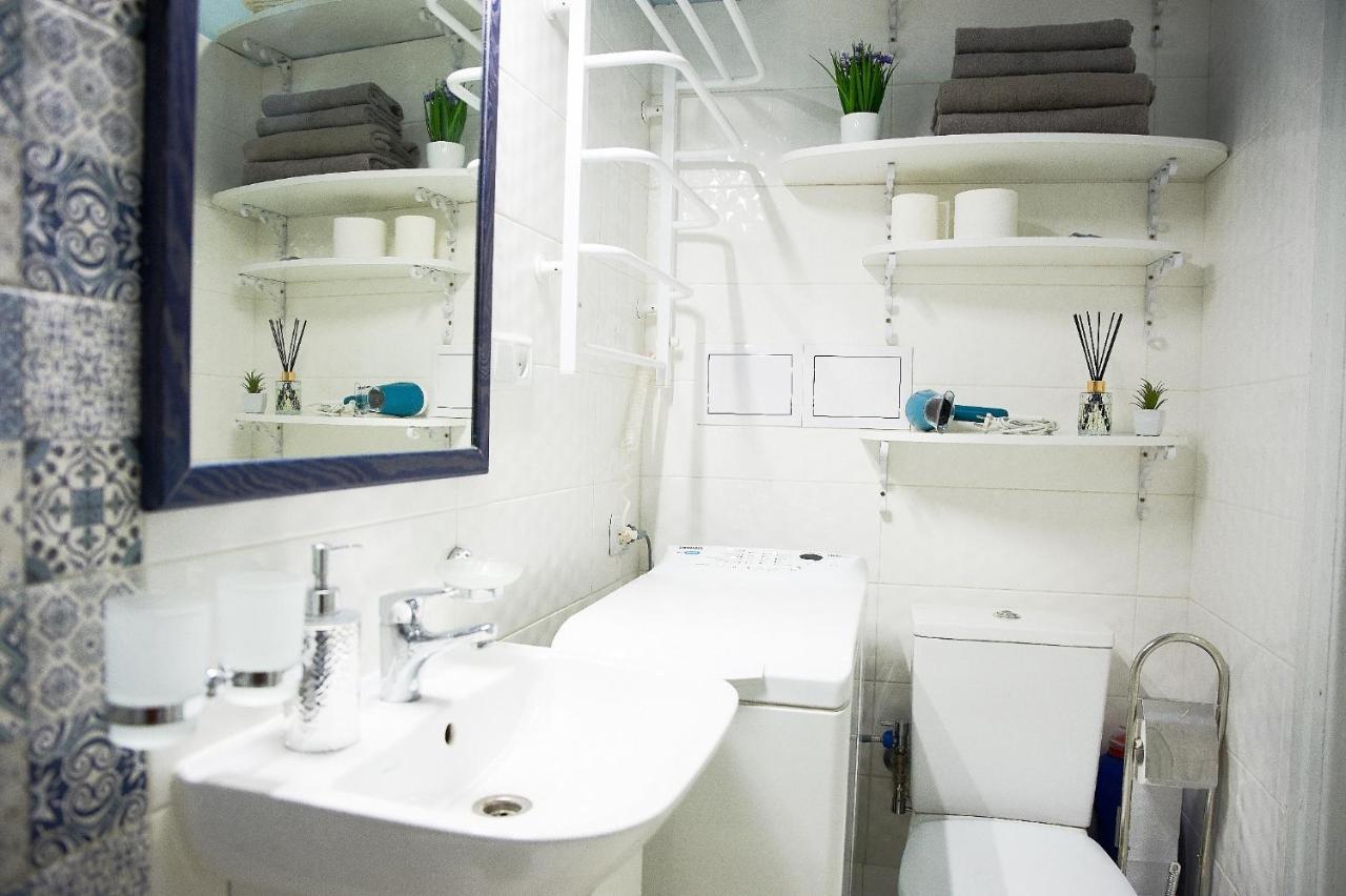 Stylish Apartments In The Center Lviv Extérieur photo